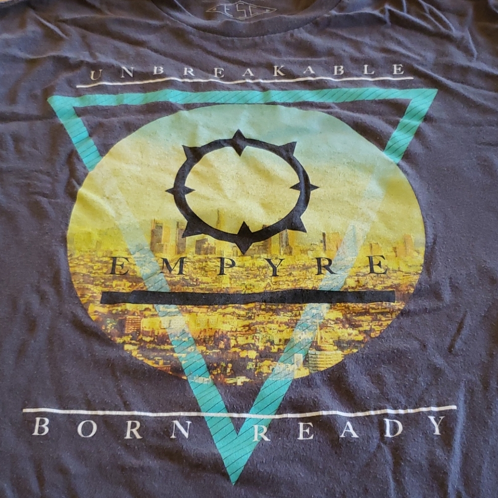 Empyre Tshirt🧡